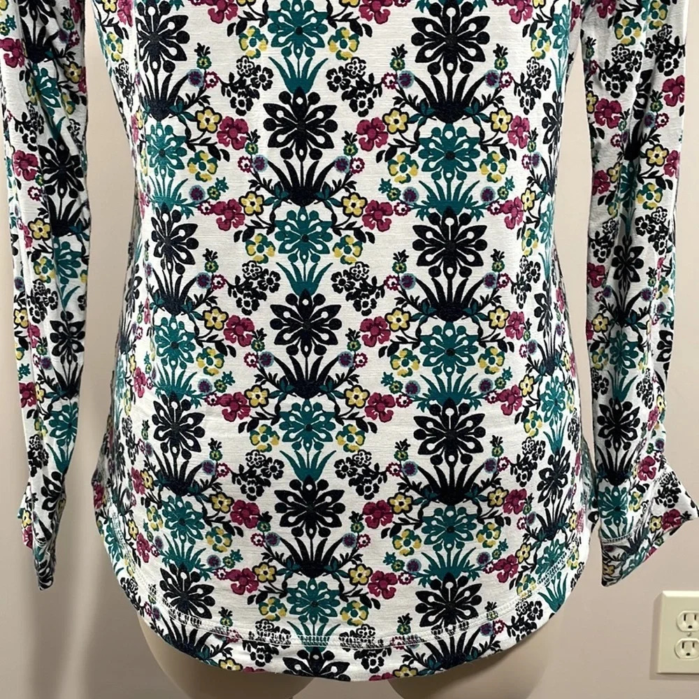 T By Talbots Long Sleeve Raglan Two Button Floral… - image 8